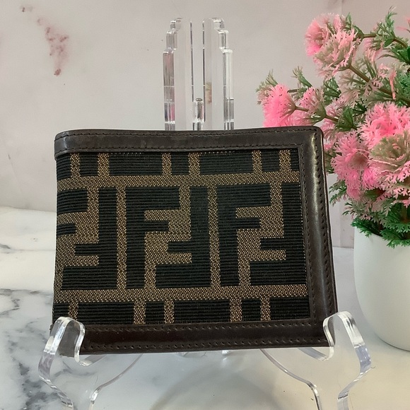 GUC Fendi Zucca Men's Bifold Wallet